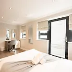 Malthouse Court