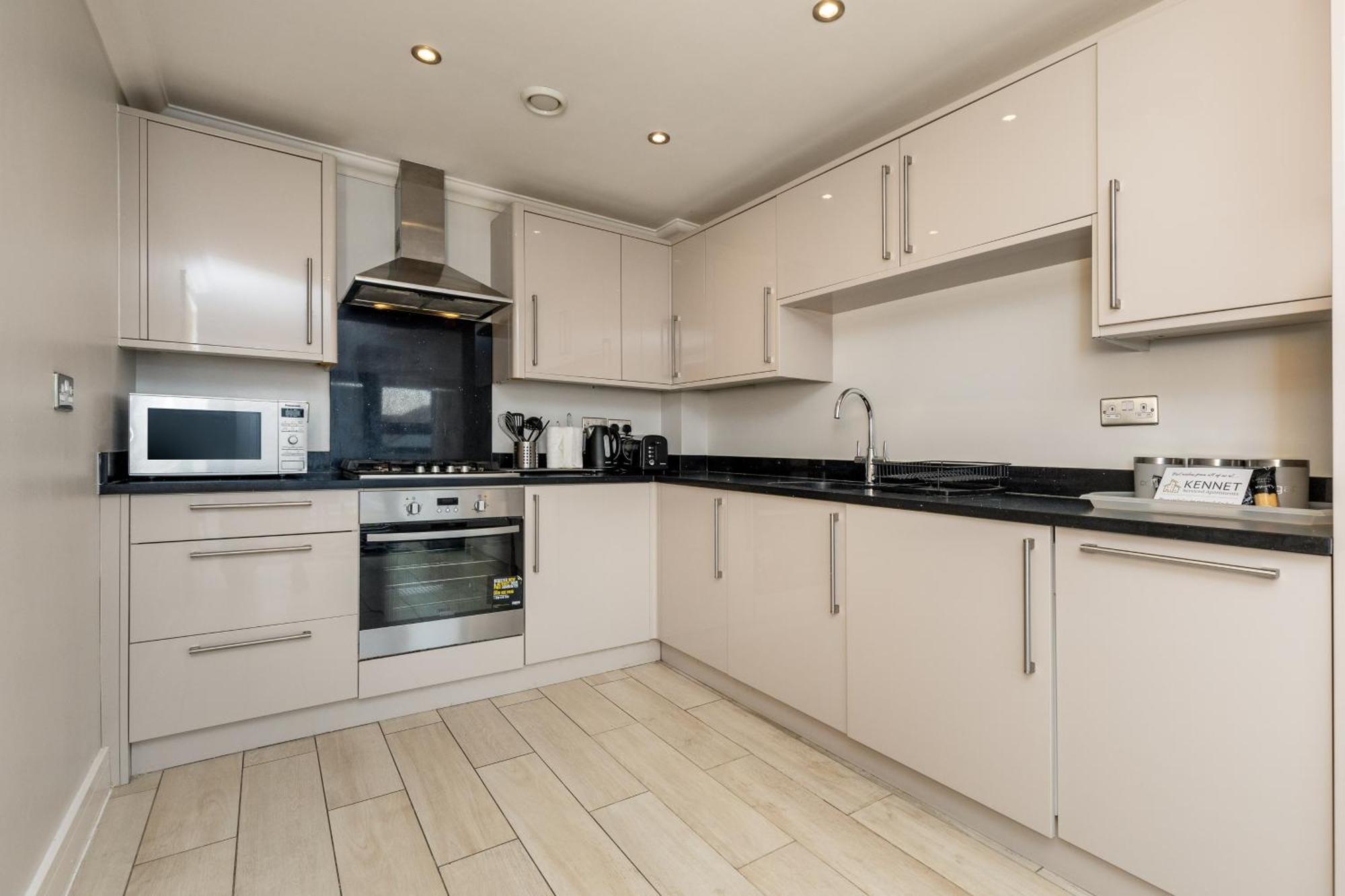 Malthouse Court Apartment Reading